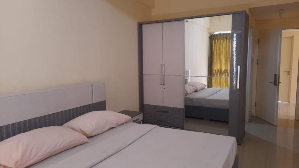 My Tower Hotel Surabaya Eksteriør billede