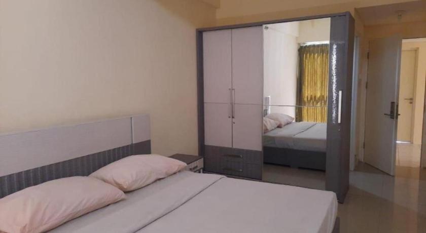 My Tower Hotel Surabaya Eksteriør billede