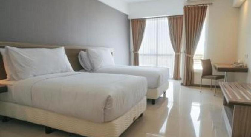 My Tower Hotel Surabaya Eksteriør billede